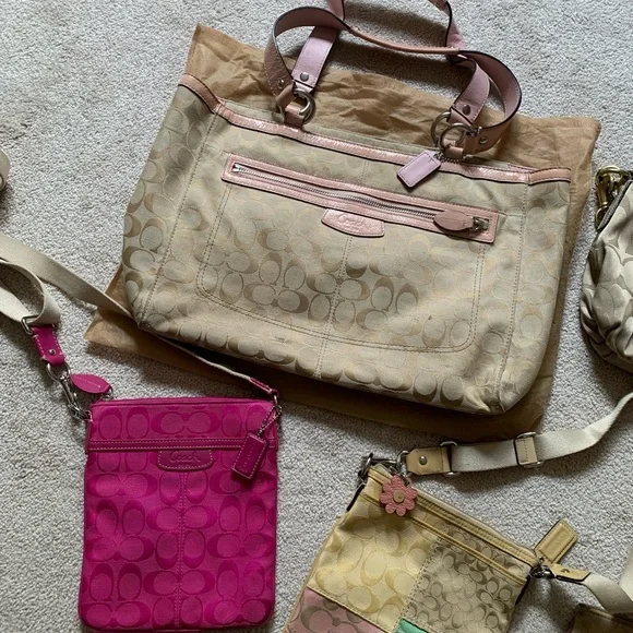 Coach Bag Collection - Picture 3 of 4